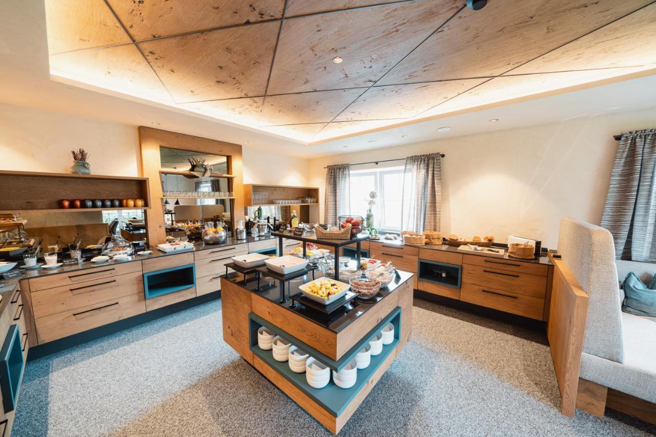 Mons Suites Wine Passion Tannheim Esterno foto