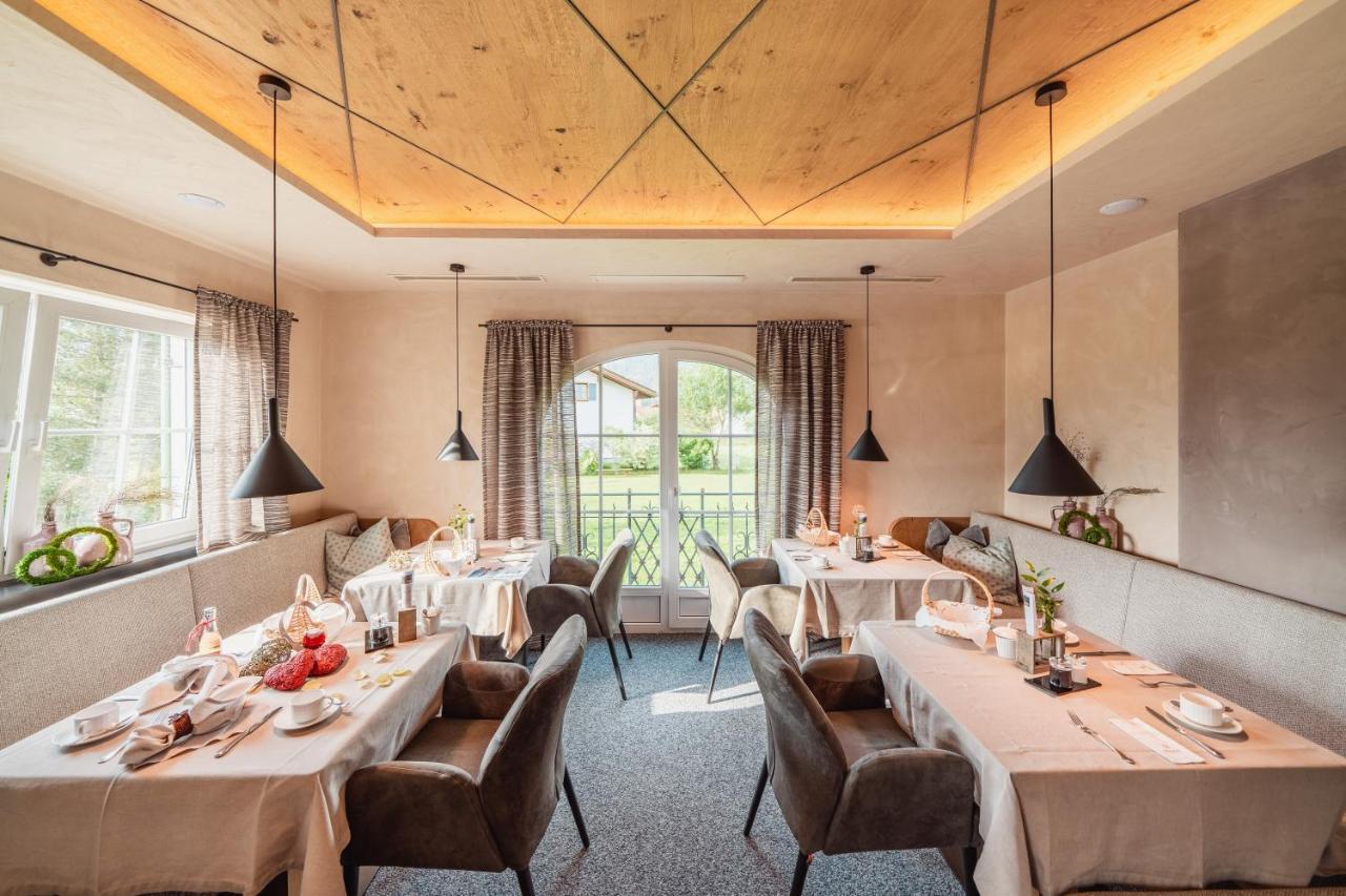 Mons Suites Wine Passion Tannheim Esterno foto